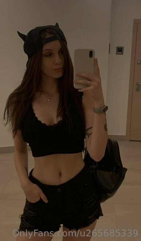 アナル乱交オンリーファンズ ホット 写真