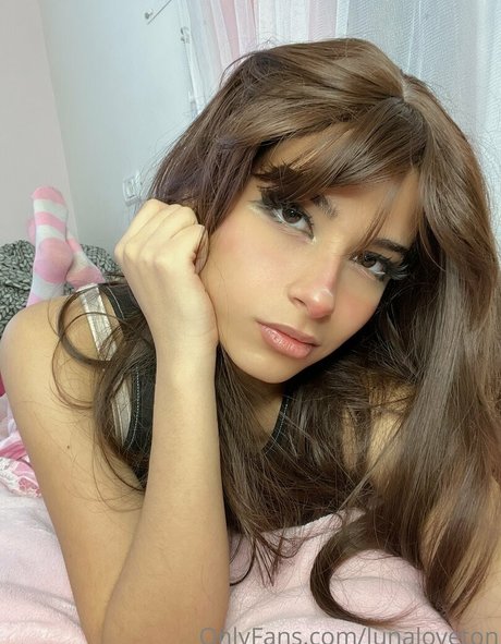 筋肉トランスオンリーファンズ 美しいxxx 画像