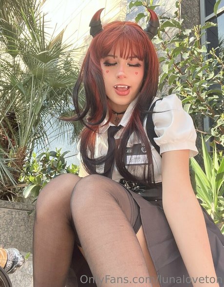 曲線美のランジェリーオンリーファンズ 無料裸 写真