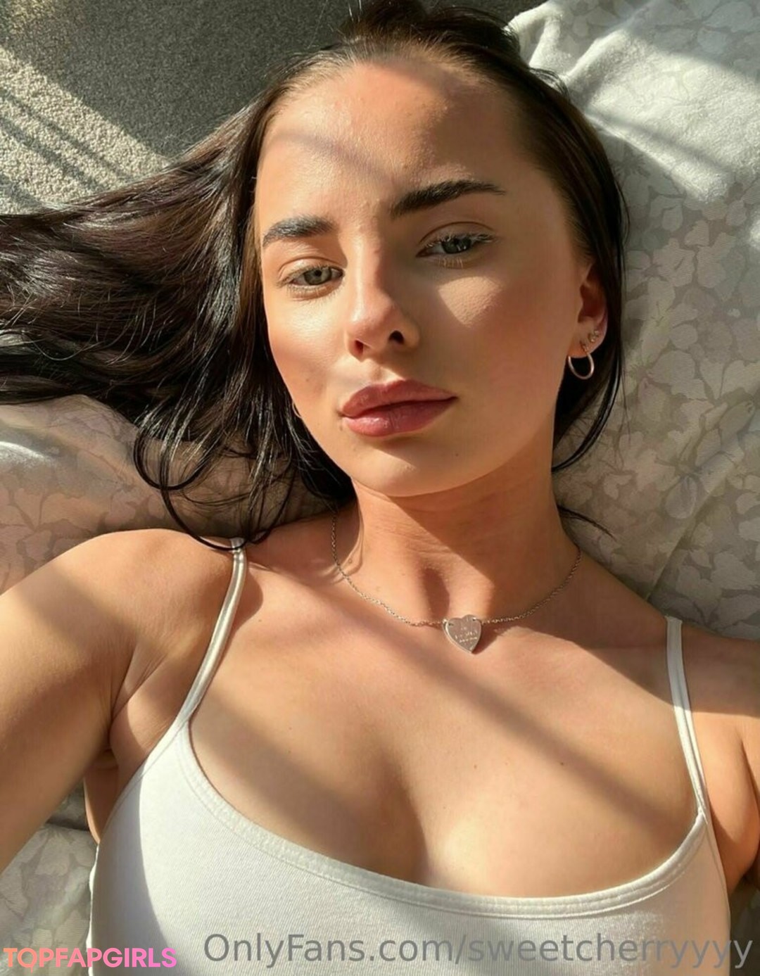 黒人ティーンのプッシーオンリーファンズ 無料セクシー 写真