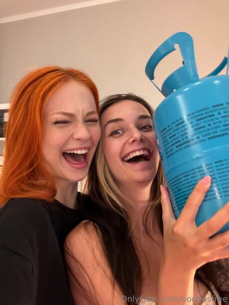 oooopsfree ポルノスター 無料 写真