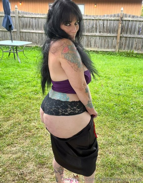 ランジェリーファックオンリーファンズ えろた 写真