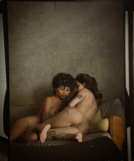 オタクプリンセスオンリーファンズ 無料エロ 写真