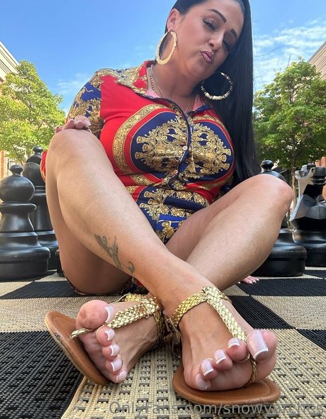 タンオンリーファン ポルノ 写真