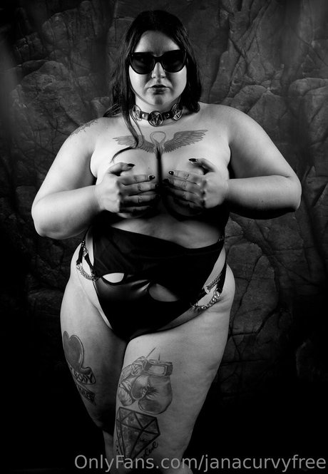 乱交オンリーファンズ 美しいヌード 写真