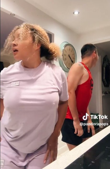 Pandora Christie ポルノスター HD 写真