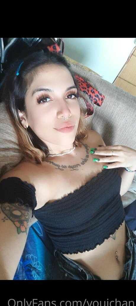 足 熟女 オンリーファンズ 素敵 写真