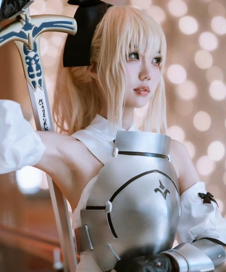 Tsarful ヌード女優 ギャラリー