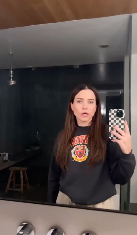 Sophia Bush 高品質女優 写真