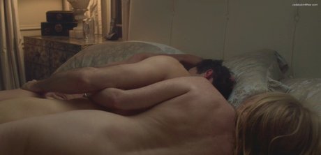 熟女オナニーオンリーファンズ ヌード 写真