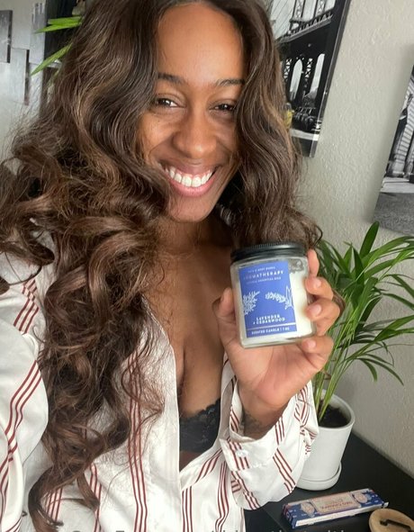 太った足のオンリーファンズ ホットセックス 写真