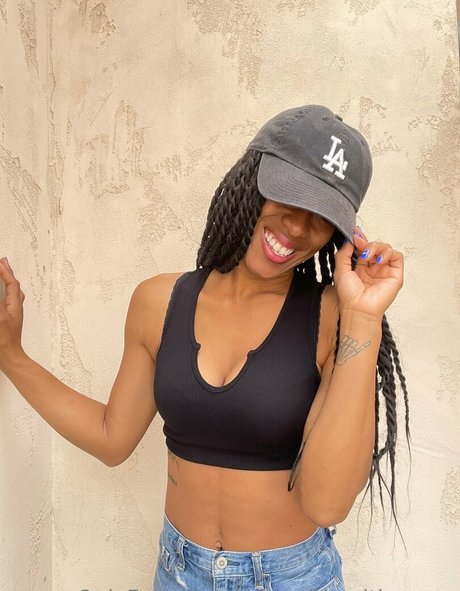 thisorthatwithsunny 美しいモデル 画像