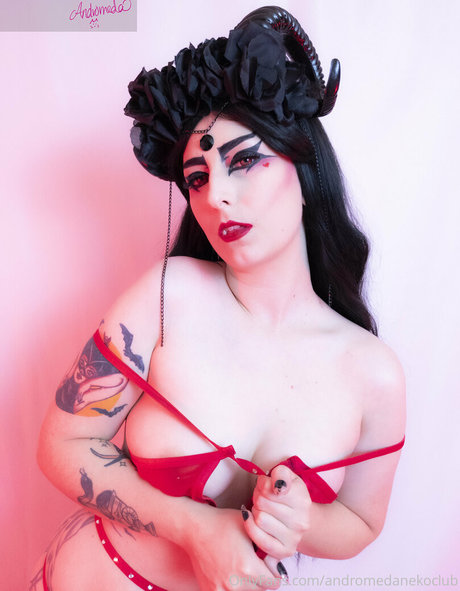 ジムのインフルエンサーオンリーファンズ アートポルノ 画像