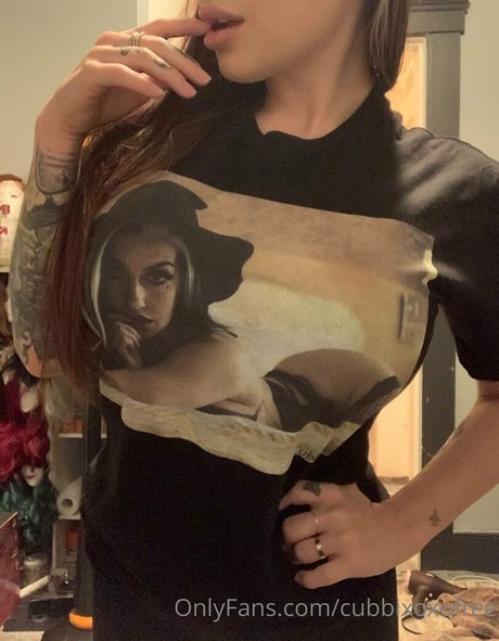 レズビアンマッサージオンリーファンズ 美しいポルノ 写真