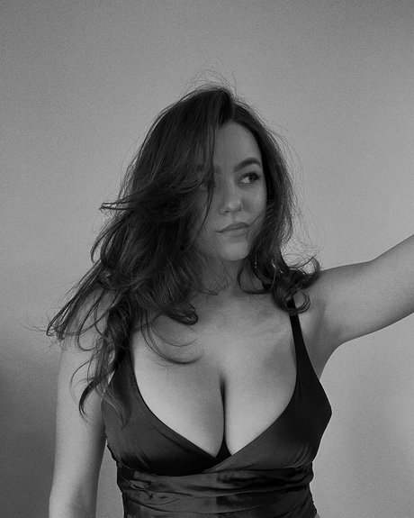 Monika Mancini アートポルノスター 写真