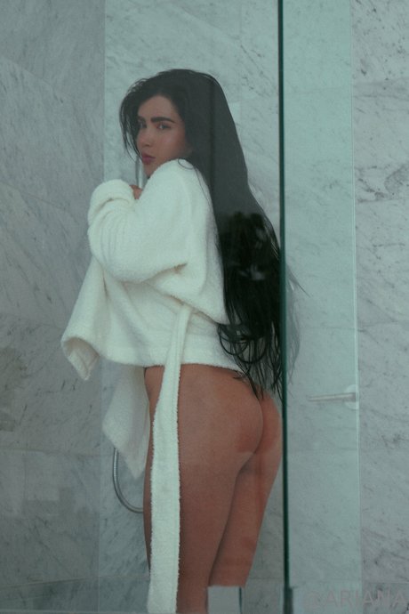 中出し 主観 オンリーファンズ アートポルノ 写真