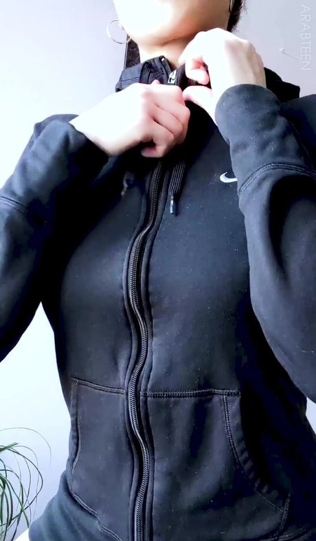 Arabteen ポルノモデル 写真