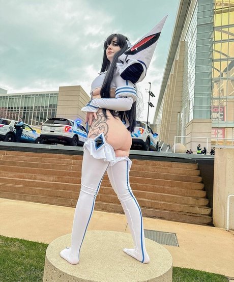 巻き毛のティーンズオンリーファンズ セクシー ギャラリー