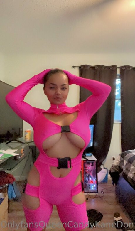 GeminiByNature セクシーモデル 画像