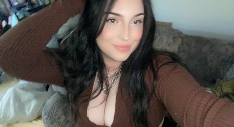 Angelinuhz 高品質女優 写真