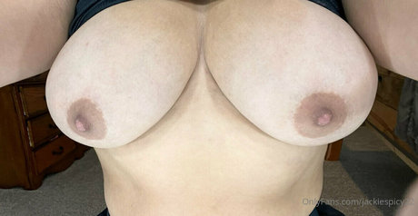 jackiespicy22 美しい女優 画像