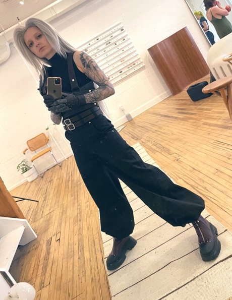 ニューハーフの乗馬オンリーファンズ HD ギャラリー