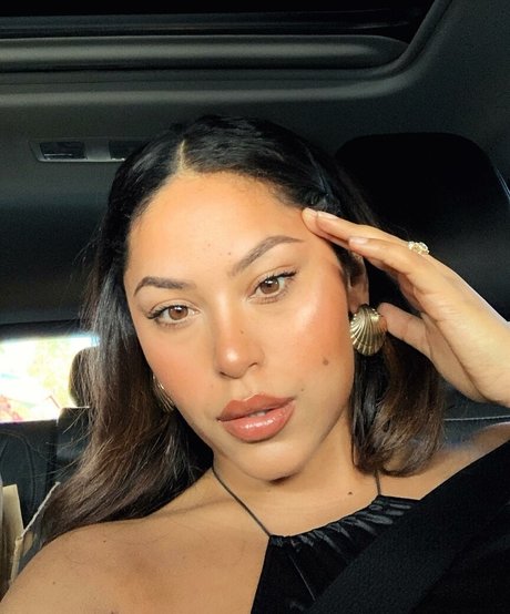 Audrey Littie 独占モデル 写真