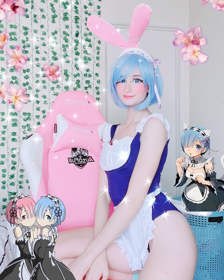 ぽっちゃりブルネットオンリーファンズ ポルノ 写真