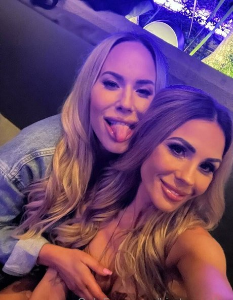 Kirsten price ポルノスター 写真