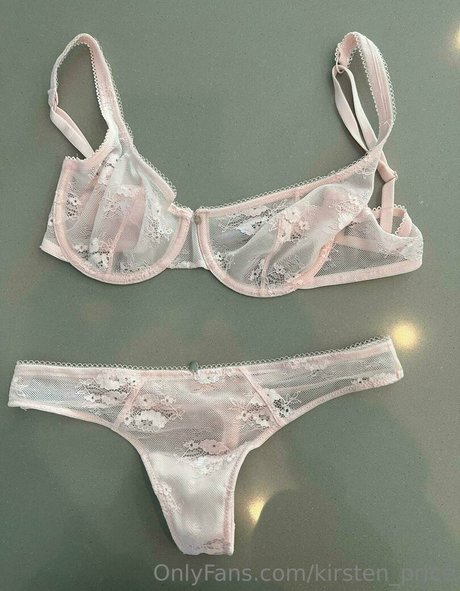 ゲイのチンポオンリーファンズ セクシー裸 画像