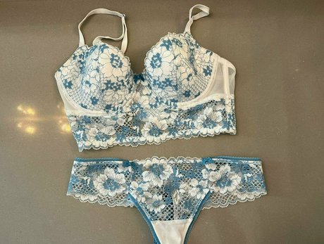 Kirsten price エロティックなスター 写真