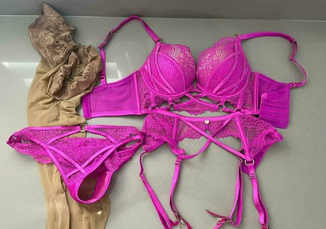 Kirsten price 無料モデル 写真