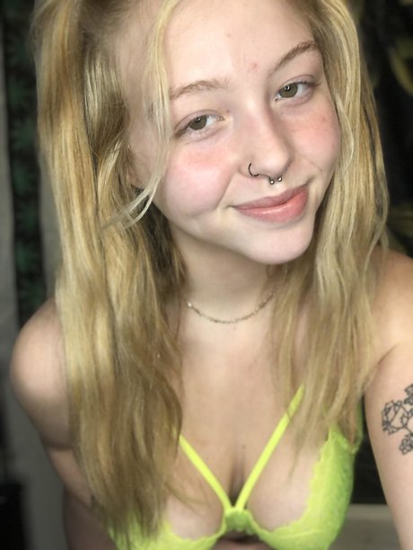 レギンス オンリーファンズ HD 画像