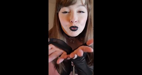 CherryVonFairy ポルノスター 美しい 画像