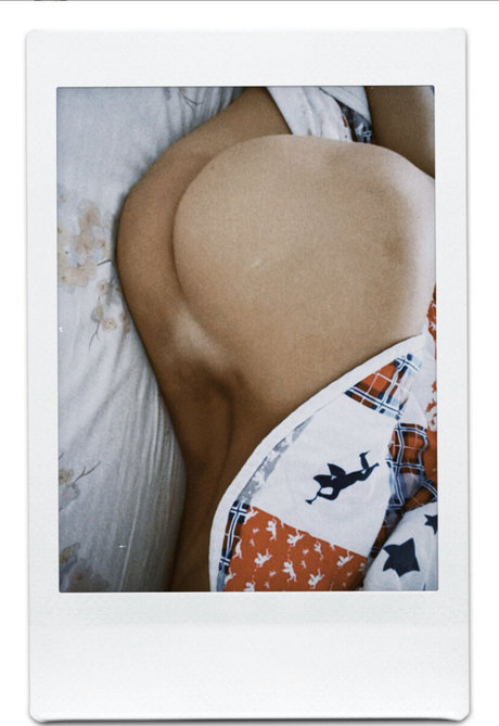 足 マンコ オンリーファンズ アダルト無料 アーカイブ