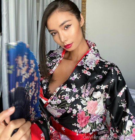 Kristy Chan アートモデル アーカイブ