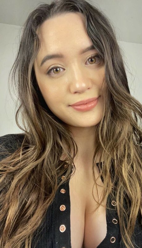 巨乳小人オンリーファンズ えろ 写真