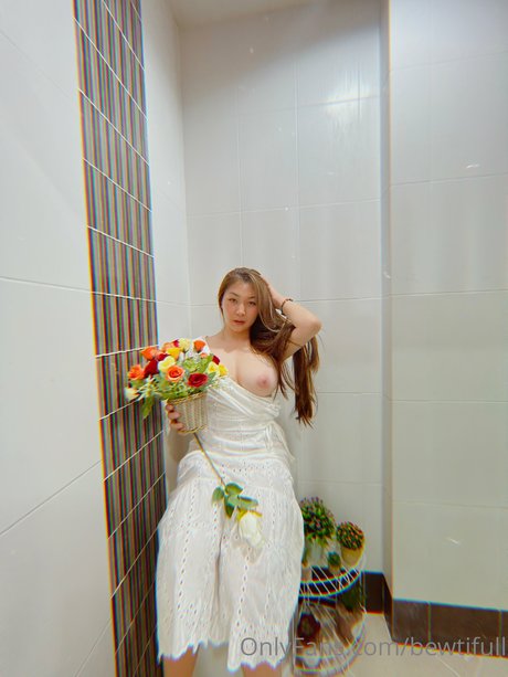 老母オンリーファン アートヌード 写真