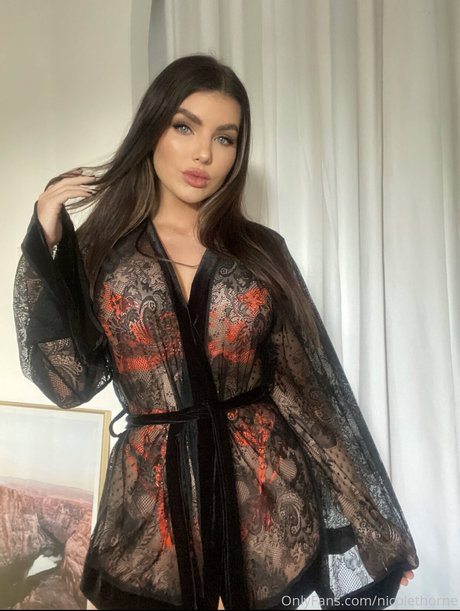 Nicole Thorne プロフィール写真