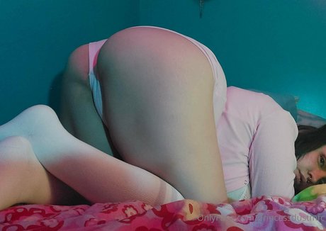 フィットネスプッシーオンリーファンズ 無料セクシー 写真