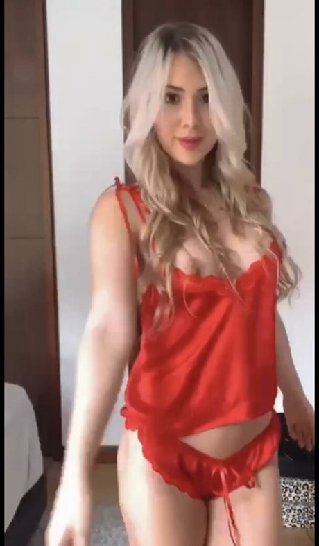 Laura Sagra セックスモデル 写真