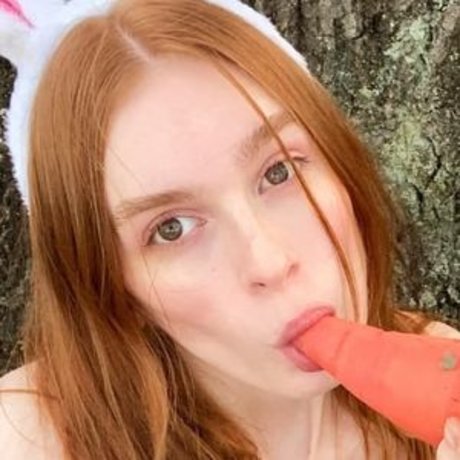 ボディビルダーヌードオンリーファンズ エロチック 写真