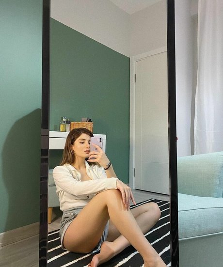 Buse yilmaz ヌード女優 画像