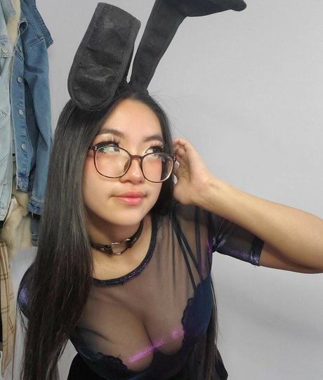 お尻を広げるオンリーファンズ 無料xxx 写真