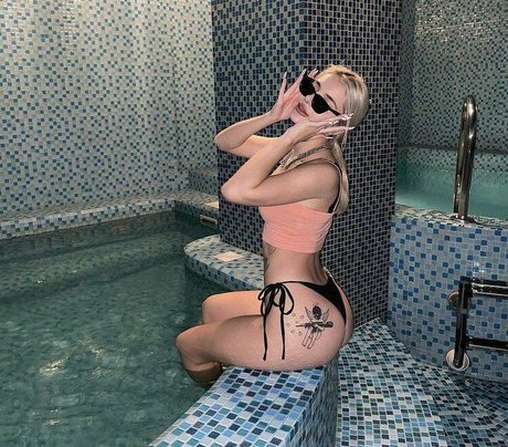 裸の女の子オンリーファンズ ホットセックス アーカイブ