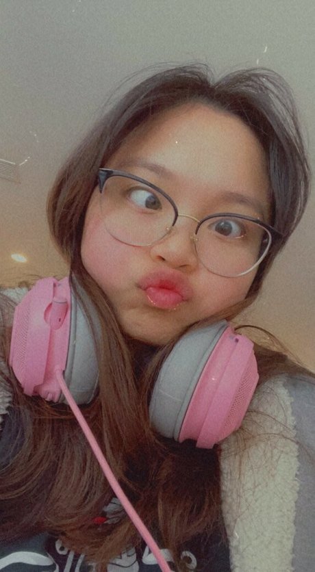 Ambiiyah 完璧なモデル 写真