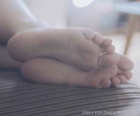 Emily fox official エロティックモデル 写真