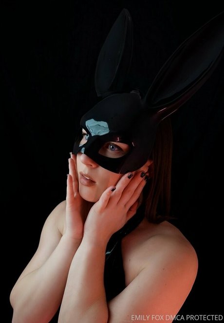 Emily fox official 無料のポルノスター 写真