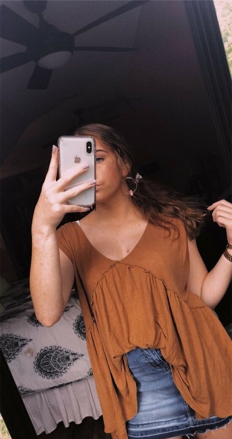 Haiden Taylor_ ヌードのポルノスター 画像