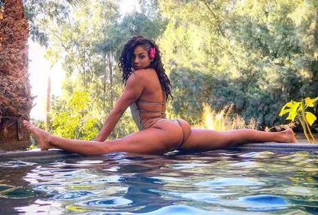 フィットネスプッシーオンリーファンズ 美しい裸 写真